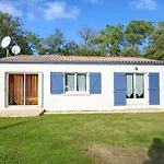 Indépendante Avec Jardin Clos, Proche Et Commerces - Fr-1-22-303