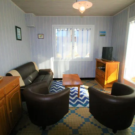 Indépendante Avec Jardin Clos, Proche Et Commerces - Fr-1-22-303