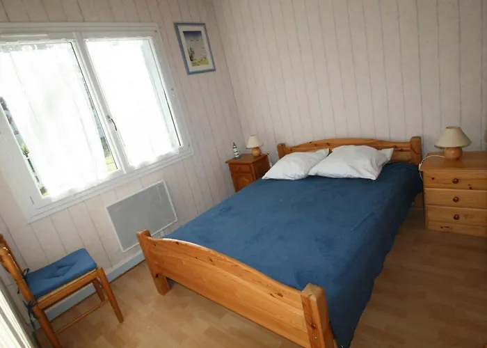 Indépendante Avec Jardin Clos, Proche Et Commerces - Fr-1-22-303 Hébergement de vacances