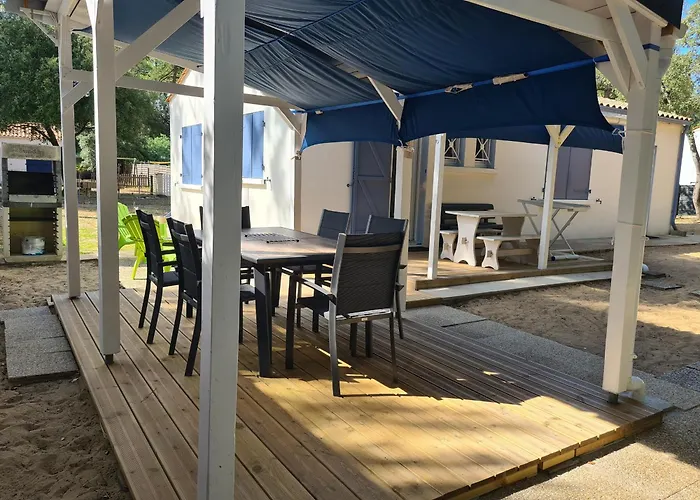 Hébergement de vacances Indépendante Avec Jardin Clos, Proche Et Commerces - Fr-1-22-303 *