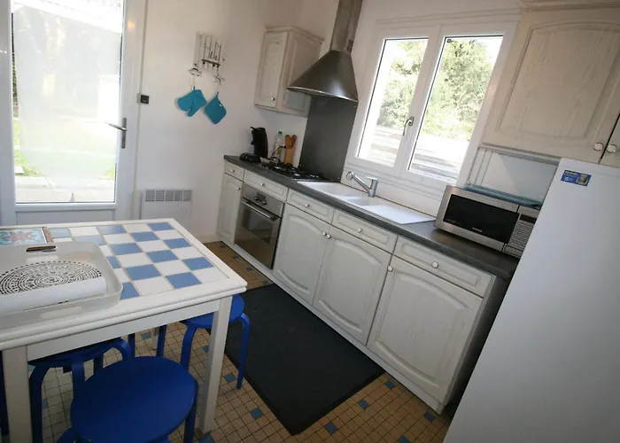 Indépendante Avec Jardin Clos, Proche Et Commerces - Fr-1-22-303 * Longeville-sur-Mer